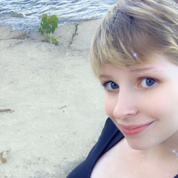 Meet your Posher, Skyler - Picture 2 of 2